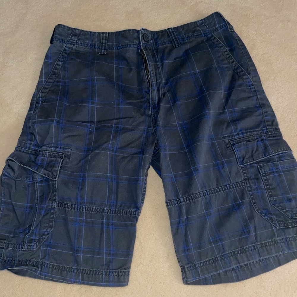Men’s cargo shorts
